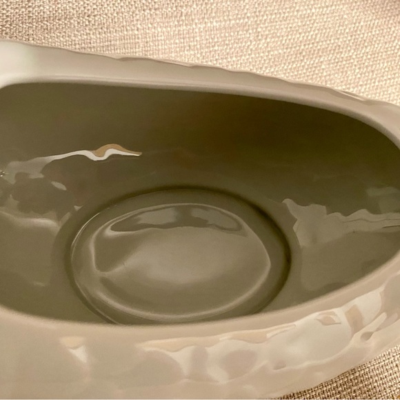 Vintage DANSK China (France) - White FISH SHAPE SAUCE GRAVY BOAT PITCHER - MINT - Picture 9 of 10